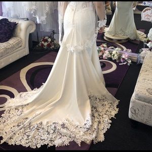 Brand New Kenneth Winston Wedding Dress